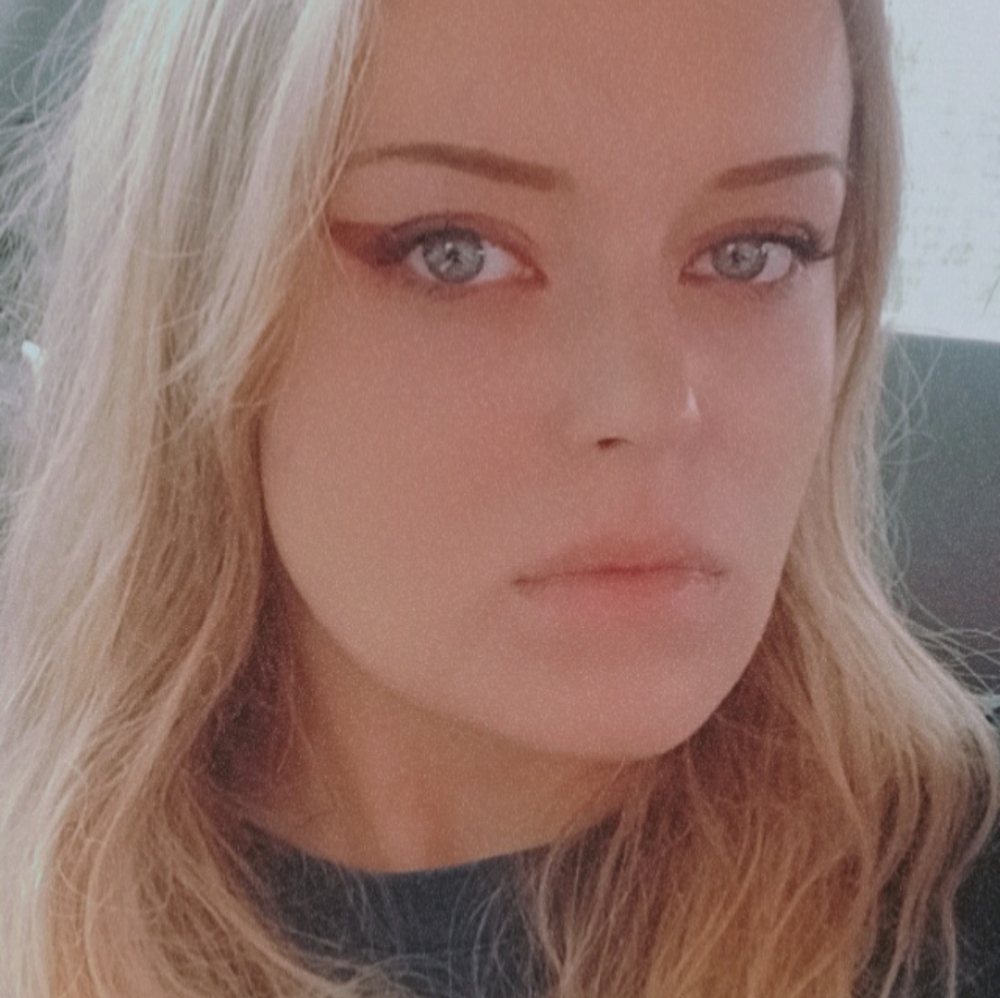 Meet your Posher, Marissa